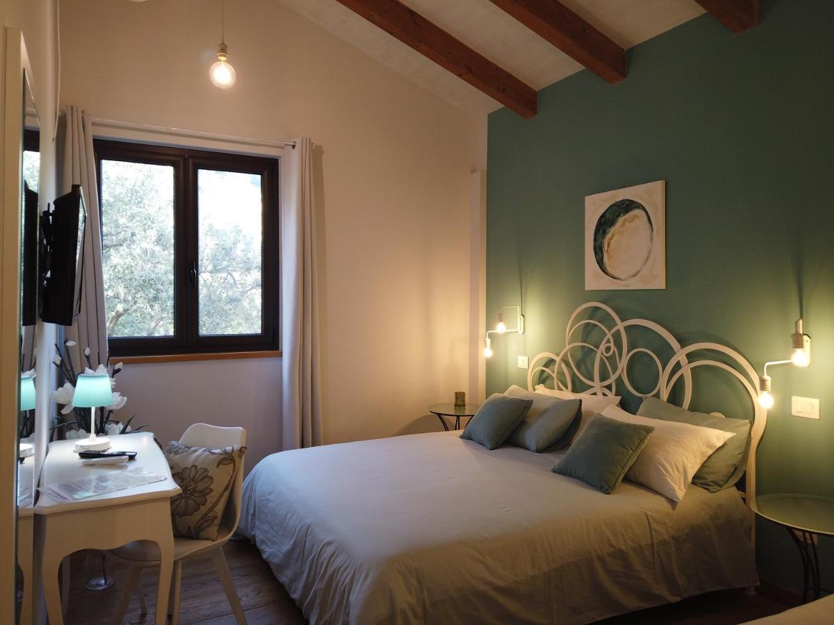 Il Mandorlo Villa Amantea Luaran gambar